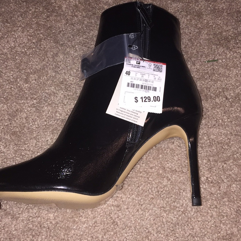 Brand New Zara Leather Ankle Boots - Picture 4 of 4